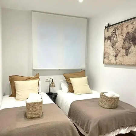 Modern Self Check In Center شقة *